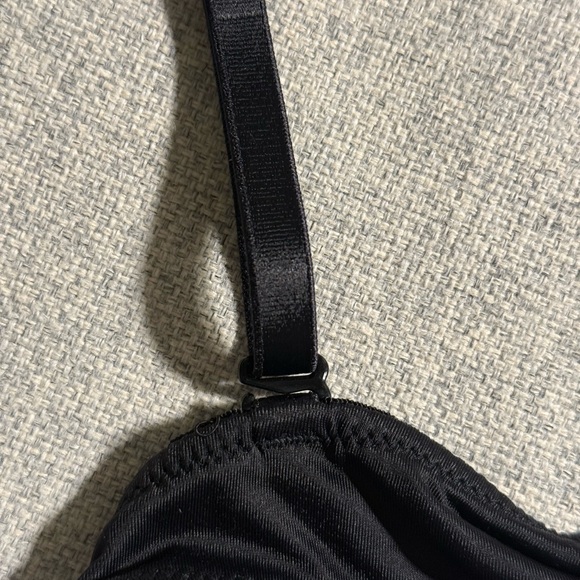 PINK Victoria's Secret Black Mega Push Up Bra - Picture 5 of 5